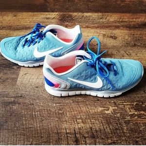 Size 8. Blue/pink. Nike Free Fit 2.